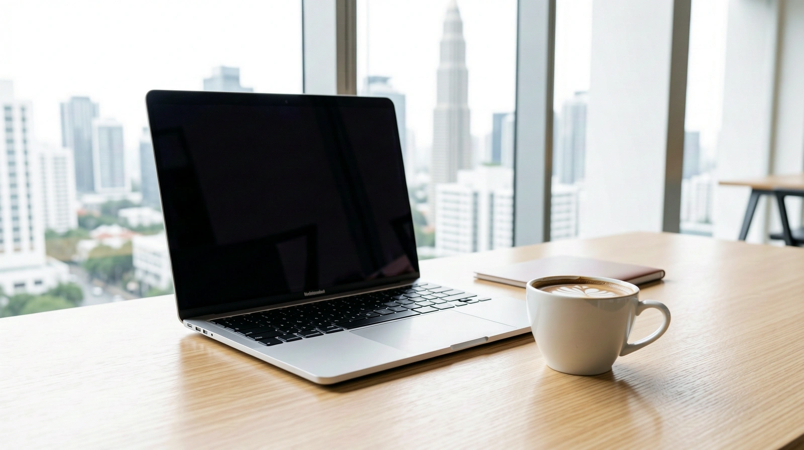 Ruang kerja profesional di Malaysia